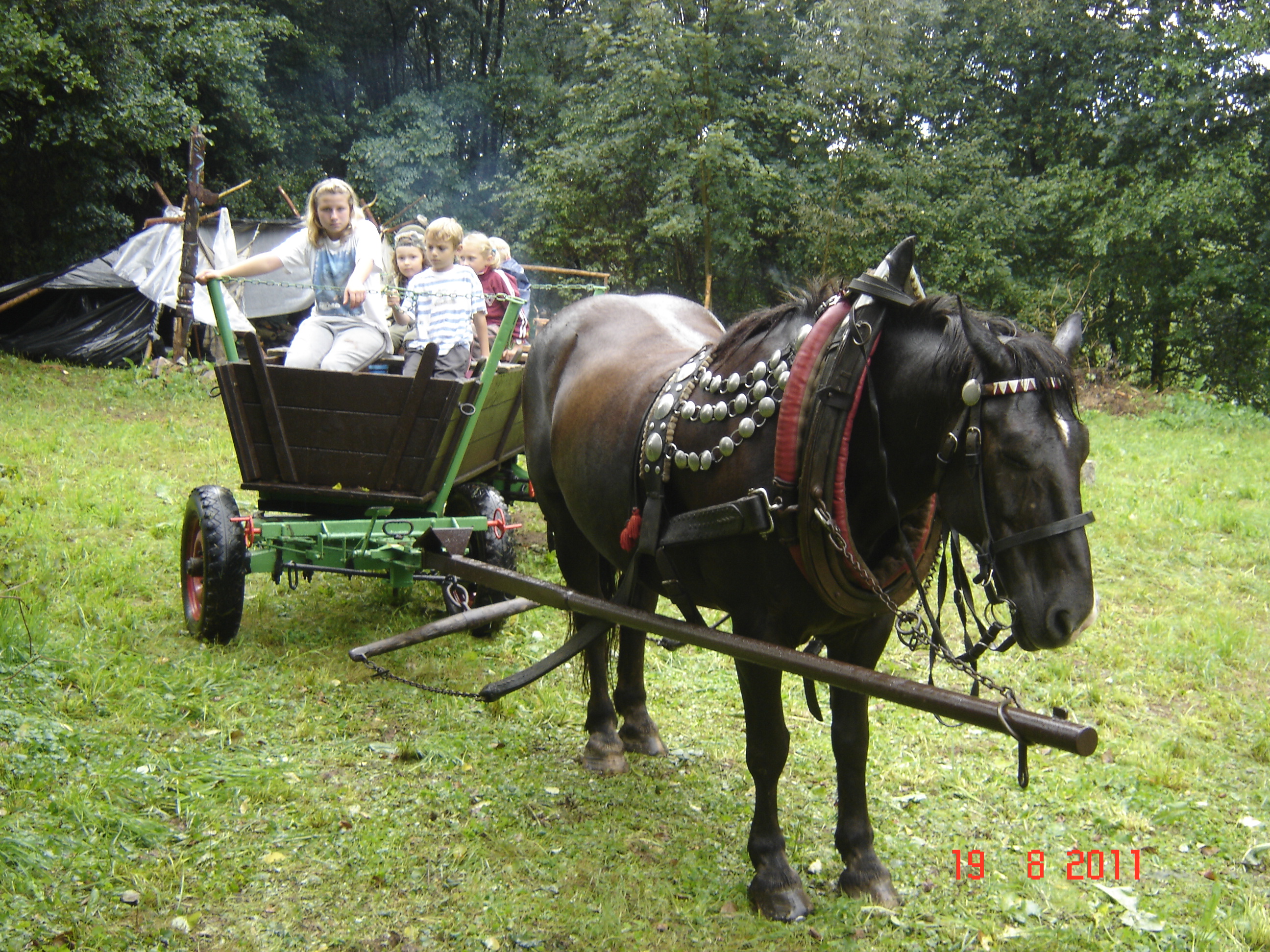 Víkend Chotěvice 19.-21.08.2011 003